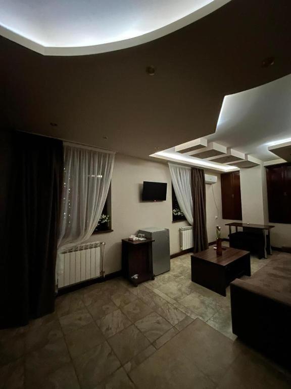 Time Hotel & Tours Yerevan Room photo